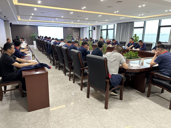 公司召開安全、環(huán)保、職業(yè)衛(wèi)生工作會(huì)議 公司召開安全、環(huán)保、職業(yè)衛(wèi)生工作會(huì)議